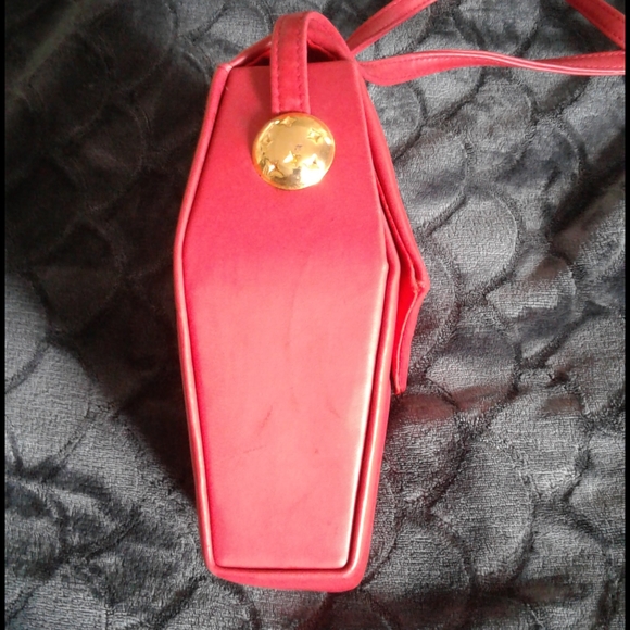 Night out Red cross body bag. - Picture 3 of 5